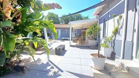 1 Bedroom Apartment in Primrose