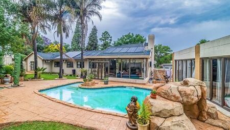 4 Bedroom House in Highway Gardens