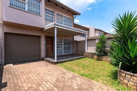 3 Bedroom Townhouse in Eastleigh
