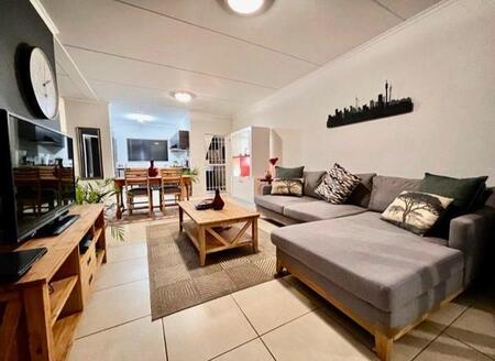 2 Bedroom Apartment in Modderfontein