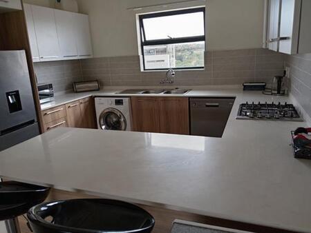 2 Bedroom Apartment in Modderfontein