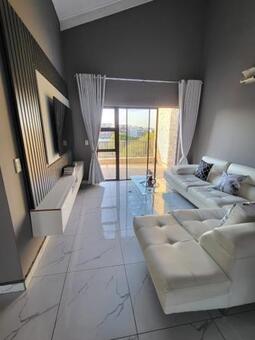 3 Bedroom Apartment in Greenstone Hill