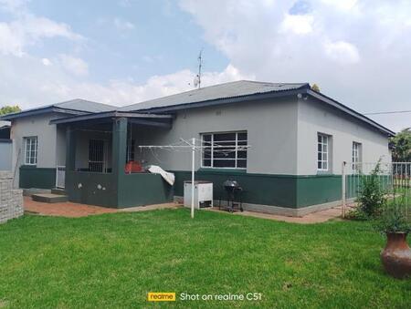 4 Bedroom House in Dalview