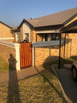 2 Bedroom Simplex in Beyers Park