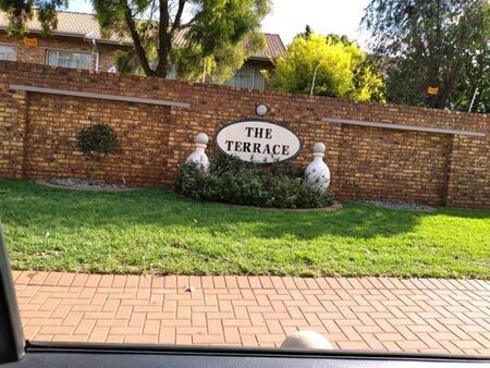 2 Bedroom House in Westwood