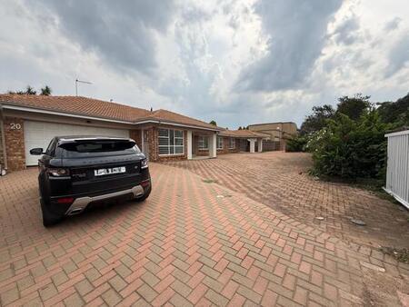 4 Bedroom House in Ravenswood