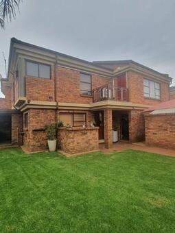 3 Bedroom House in Bardene