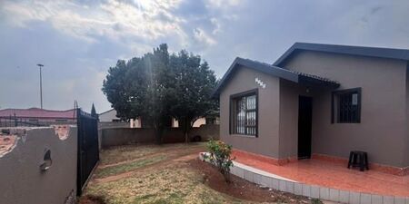 3 Bedroom House in Vosloorus