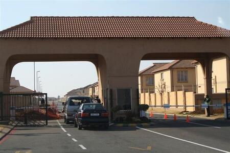 2 Bedroom Townhouse in Parkrand