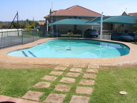 2 Bedroom Apartment in Atlasville