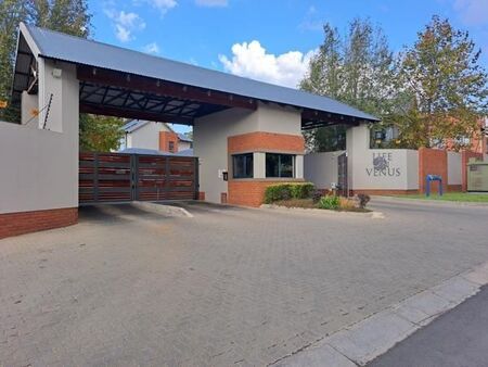 2 Bedroom Townhouse in Atlasville