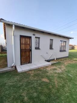 2 Bedroom House in Windmill Park