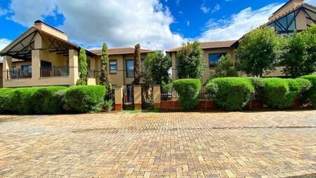 2 Bedroom Apartment in Ebotse Estate