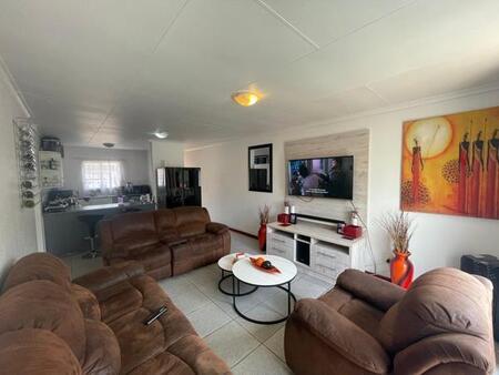 2 Bedroom Townhouse in Morehill