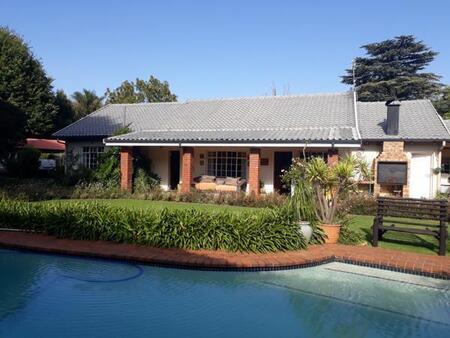 1 Bedroom Apartment in Lakefield