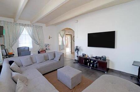 3 Bedroom House in Farrarmere