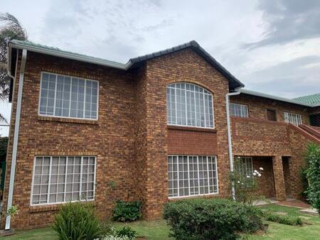 2 Bedroom Apartment in Farrarmere