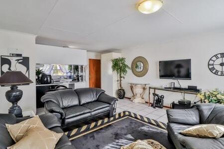 2 Bedroom Duplex in Meyersdal