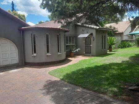 3 Bedroom House in Brackendowns