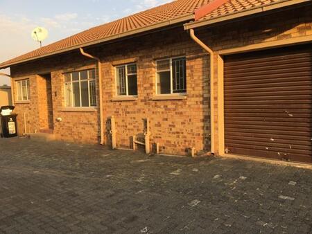 3 Bedroom Townhouse in New Redruth