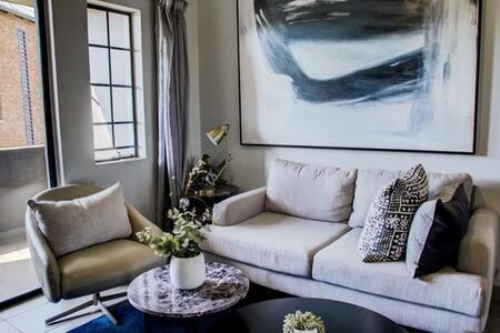 2 Bedroom Apartment in Glenvista