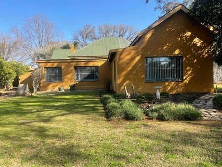 4 Bedroom house to rent in Groenvlei Sh, Bloemfontein