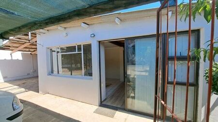 2 Bedroom flat to rent in West Bank, Oudtshoorn