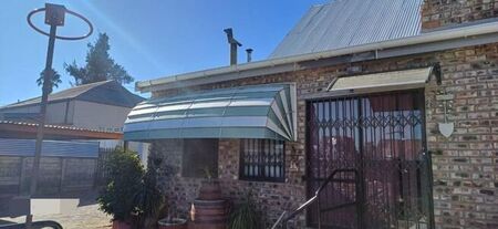 4 Bedroom house to rent in Oudtshoorn North