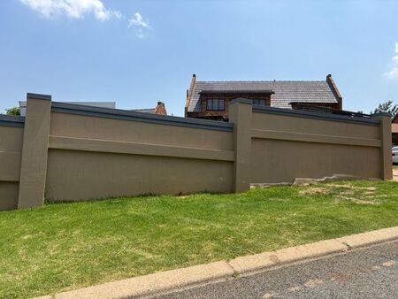 2 Bedroom cottage to rent in Winchester Hills, Johannesburg
