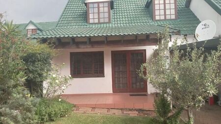 2 Bedroom duplex townhouse - sectional to rent in Weltevreden Park, Roodepoort