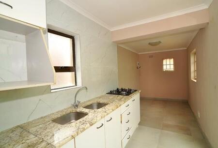 1 Bedroom Apartment in Cyrildene