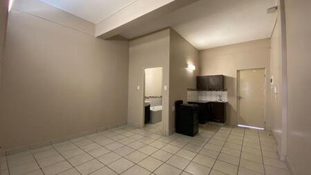 1 Bedroom Apartment in City & Suburban (Maboneng)