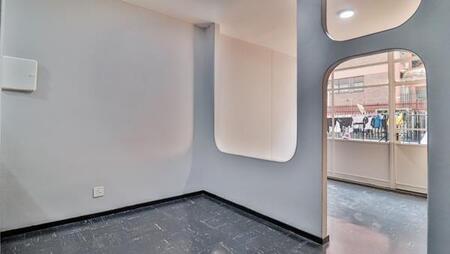 Studio Apartment in Hillbrow