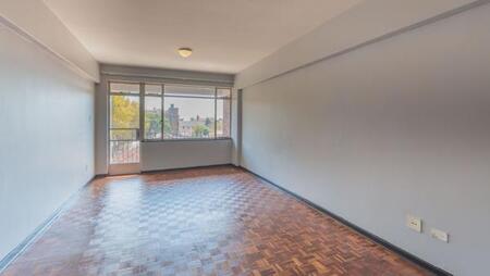 Bachelor apartment in Berea