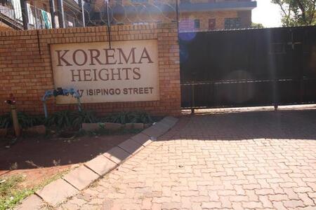 2 Bedroom Apartment in Bellevue