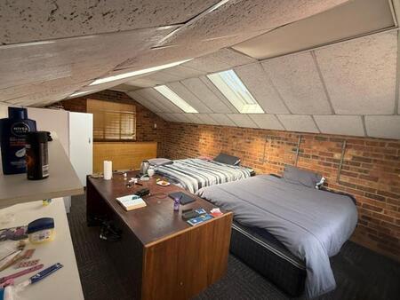 1 Bedroom Apartment in Kensington