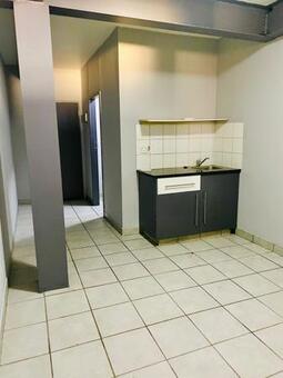 1 Bedroom Apartment in Newtown