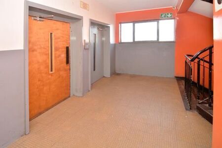 5 Bedroom Apartment in Hillbrow