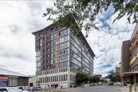 2 Bedroom Apartment in Newtown