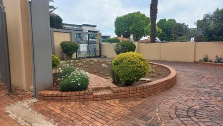 1 Bedroom House in Bedfordview