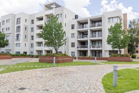 2 Bedroom Apartment in Bedfordview
