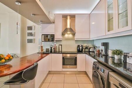 2 Bedroom Apartment in Bedford Gardens