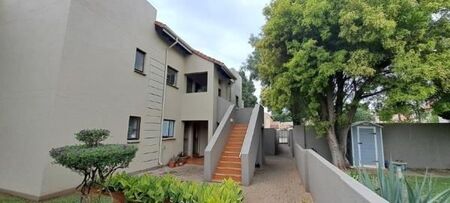 2 Bedroom Townhouse in Bedfordview