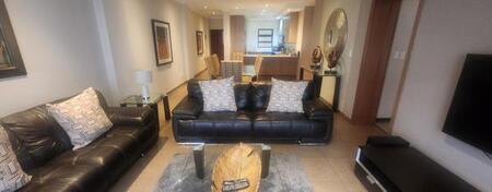 2 Bedroom Apartment in Bedford Gardens