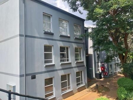 3 Bedroom Apartment in Westdene