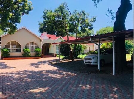 Studio Apartment in Northcliff