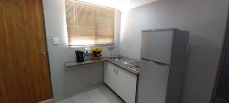 1 Bedroom House in Auckland Park