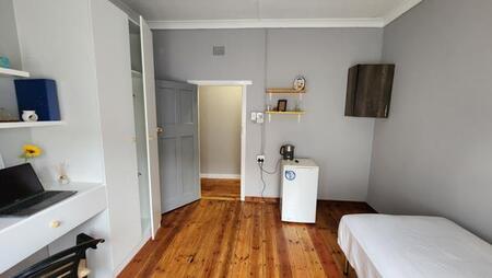 7.5 Bedroom House in Westdene