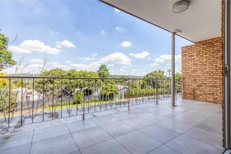 1 Bedroom Apartment in Northcliff