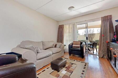 2 Bedroom Apartment in Linden